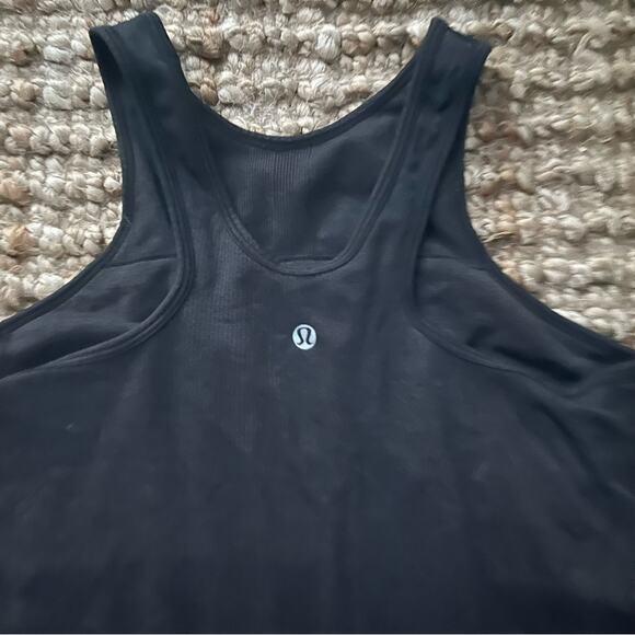 Lululemon Ebb to Street Tank – Charcoal – Size 8 hip length– Excellent Condition - Picture 5 of 8